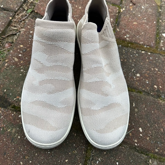 Rothy's Chelsea Boots High Top Sneakers in Sand Camo - Picture 3 of 5